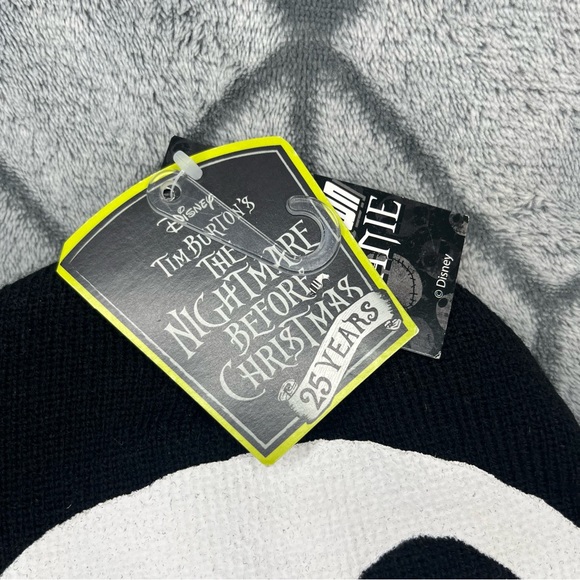 Disney The Nightmare Before Christmas Jack Mesh Eye Panel Flip Down Beanie NWT S - Picture 6 of 6